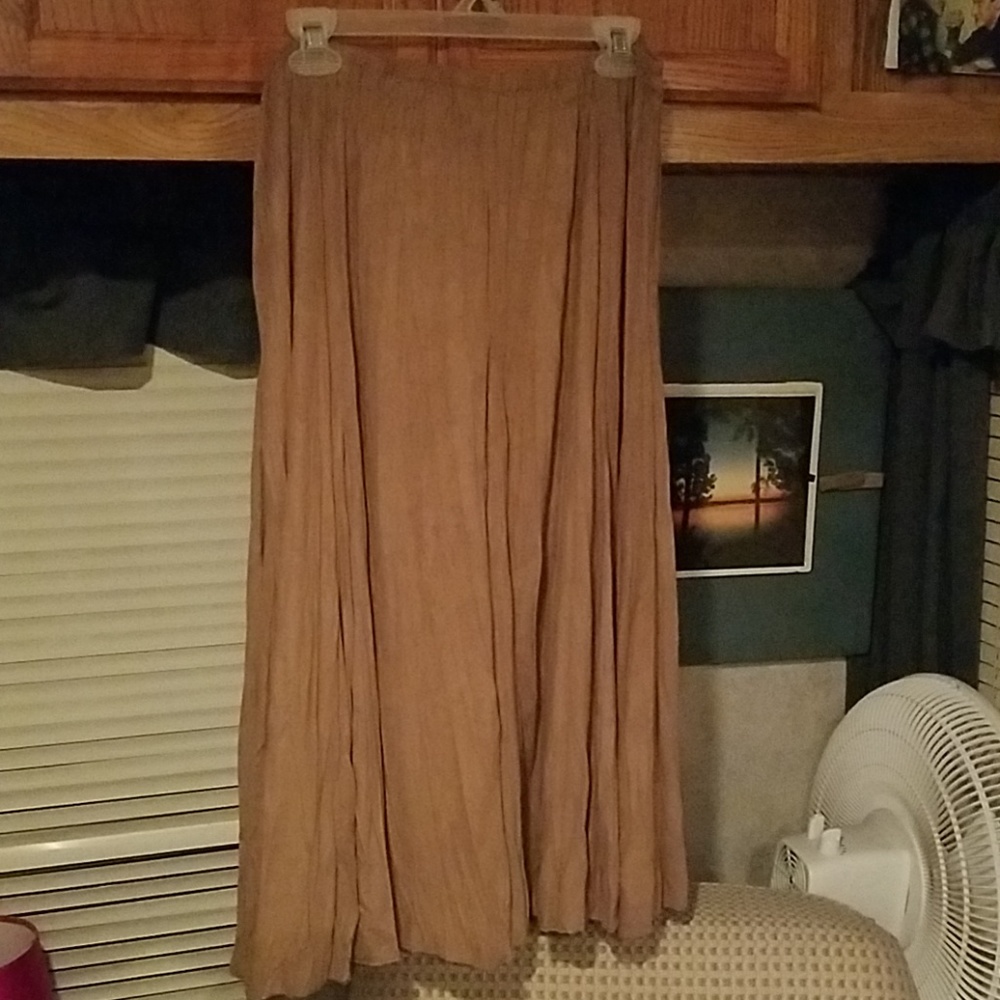 Ladies skirt
